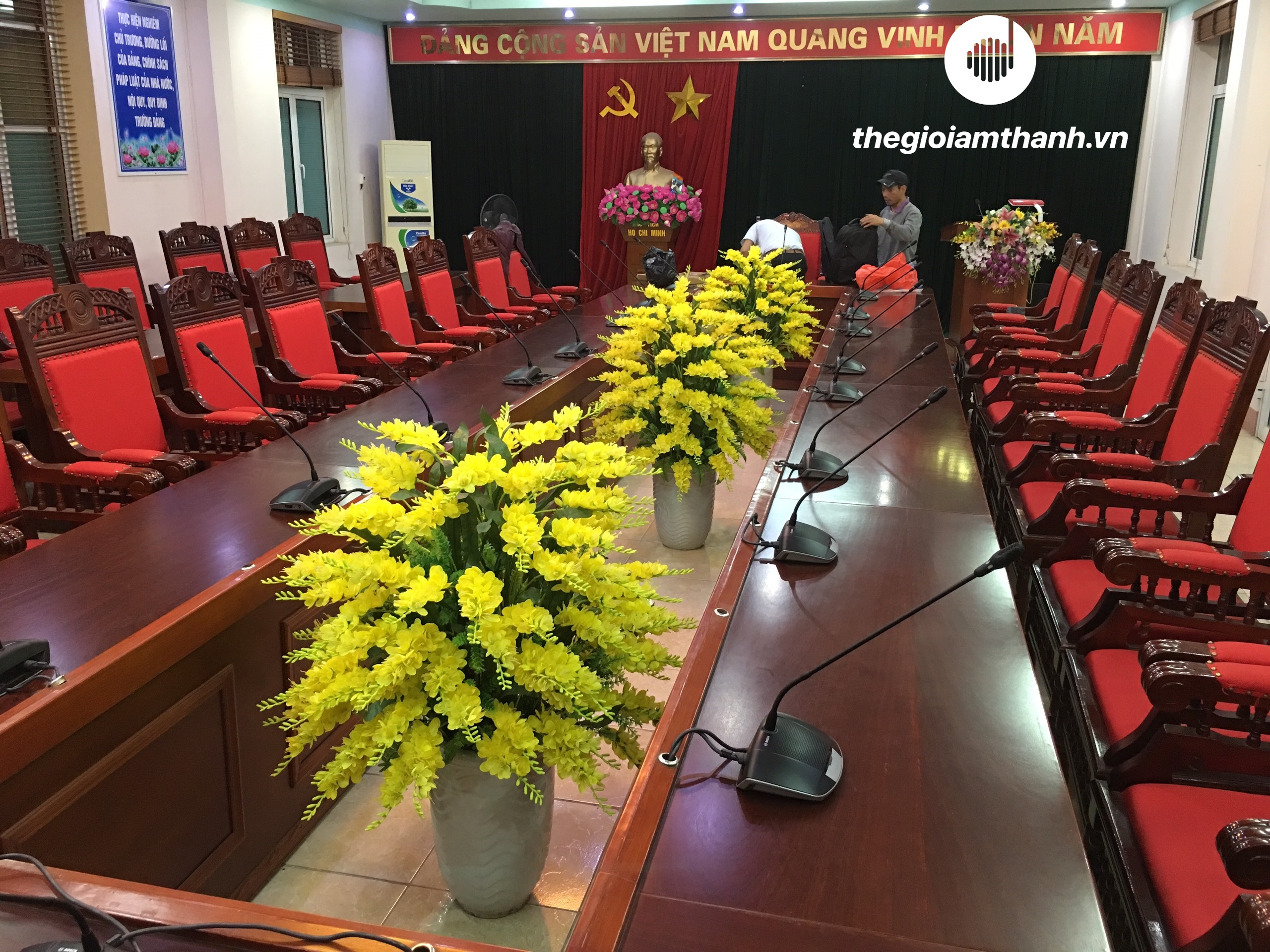 Lắp đặt hệ thống âm thanh phòng họp cho Trường Chính Trị tỉnh Phú Thọ