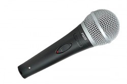 Micro karaoke có dây Shure PGA58